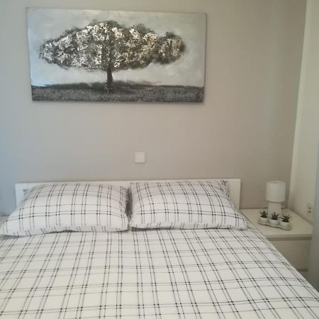 Apartmani Hermes ヤドリヤ エクステリア 写真