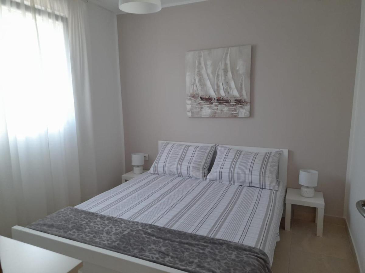 Apartmani Hermes ヤドリヤ エクステリア 写真